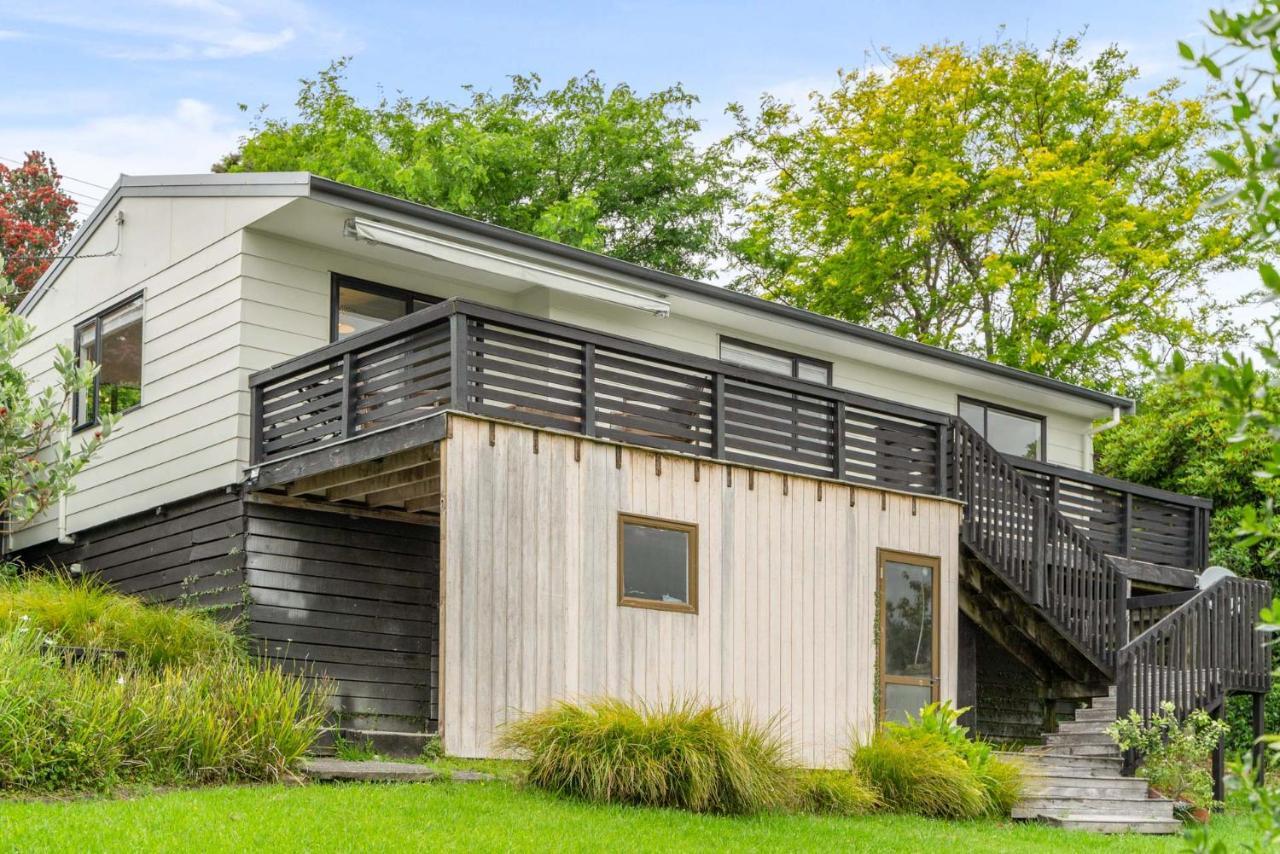 Sunrise Point - Snells Beach Holiday Home Экстерьер фото