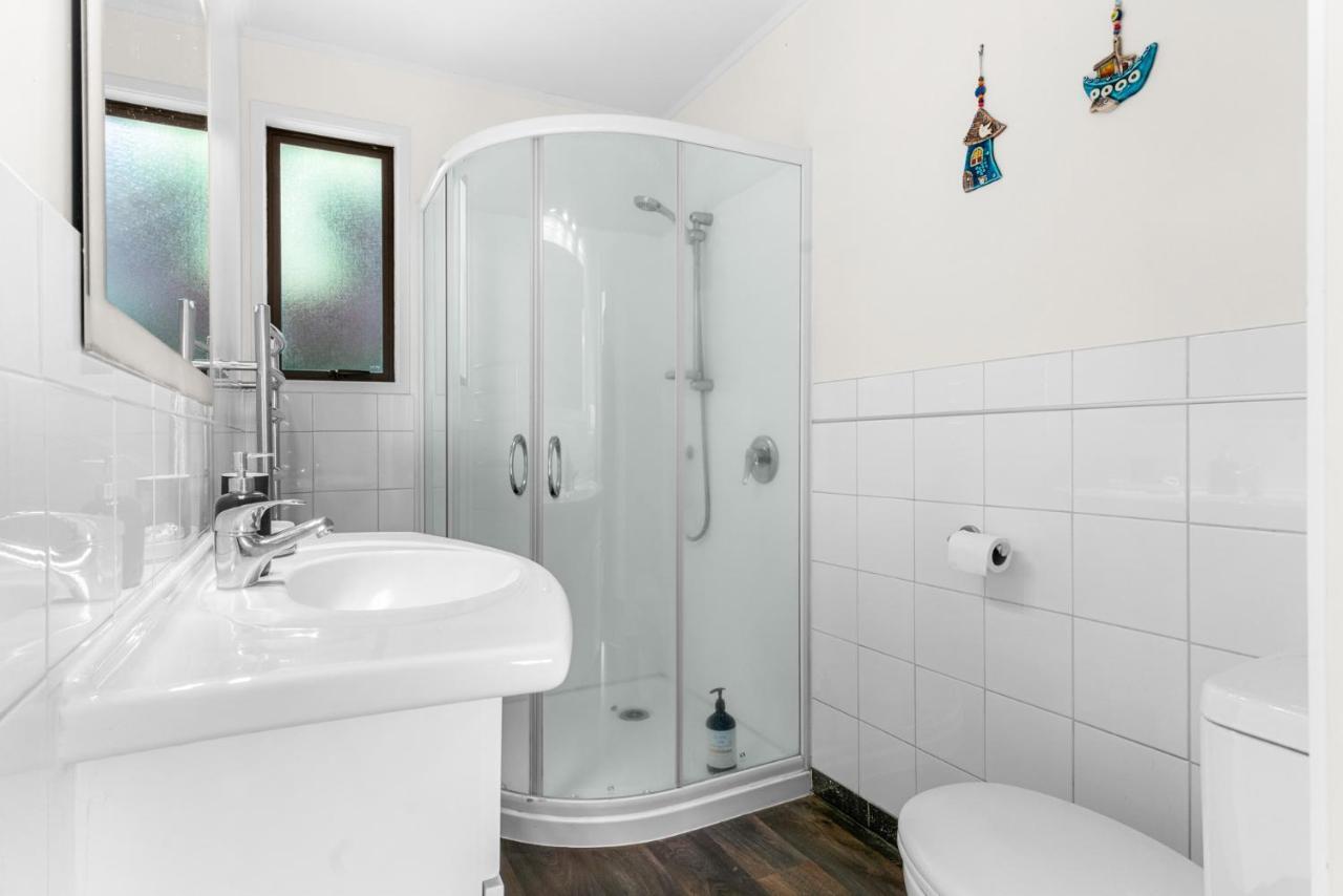 Sunrise Point - Snells Beach Holiday Home Экстерьер фото